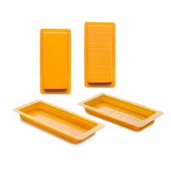 JUEGO  2  MOLDES  DE  TURRÓN  IBILI