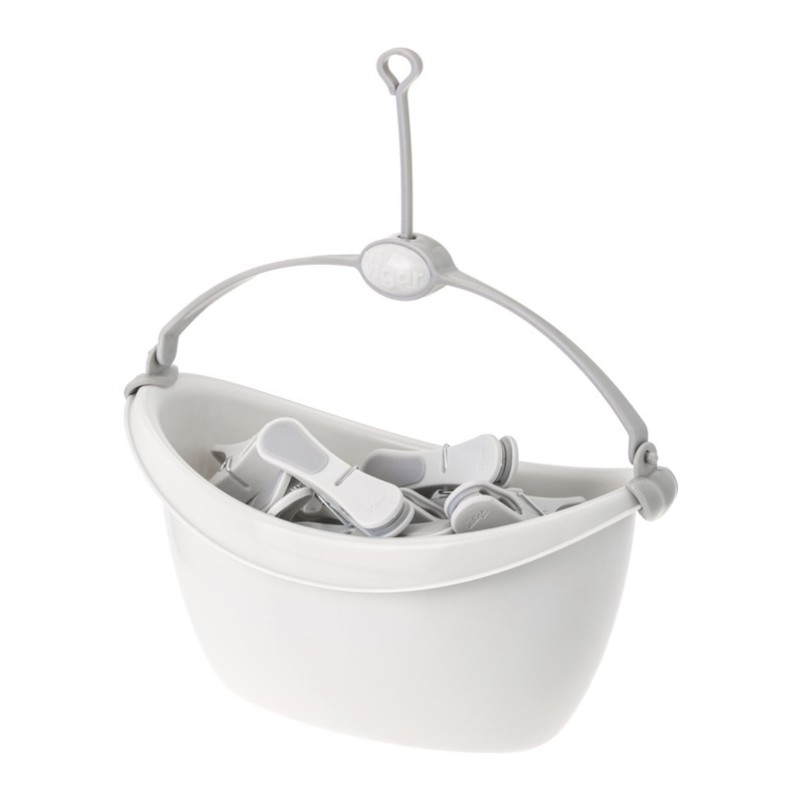 CESTA  DE  18  PINZAS  ROPA