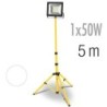 PROYECTOR  LED  CON  TRÍPODE