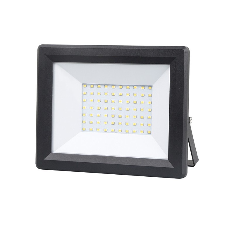 FOCO  LED  NEGRO  IP65