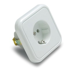 BASE  ENCHUFE  EMPOTRAR  PORCELANA  TT  16A