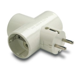 ADAPTADOR  TRIPLE  TT  CERAMI  16A